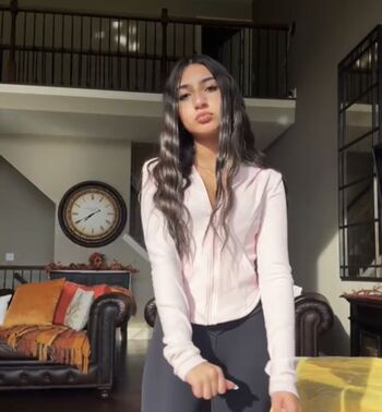 Full leaked Alex arabella/ private onlyfans photo