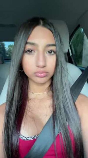 Full leaked Eva oopsy/ private onlyfans photo