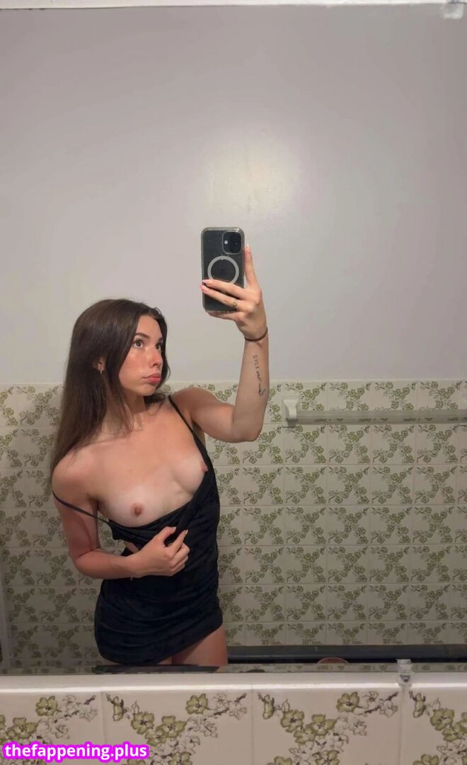 Full leaked Photos/l/o/lola greiner //lola greiner   s.jpg private onlyfans photo