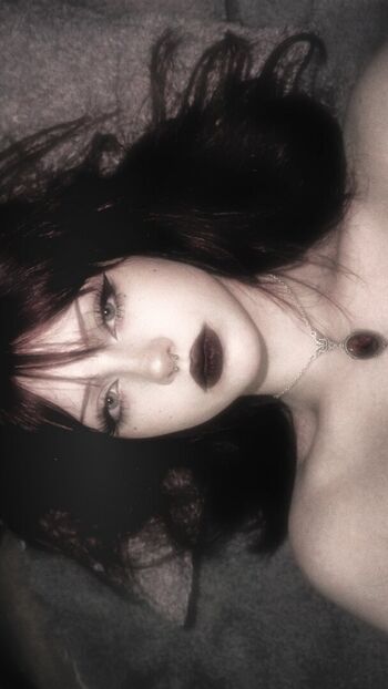 Full leaked Ariixa/ private onlyfans photo
