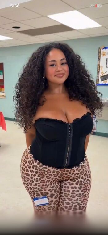 Full leaked Delilah o/ private onlyfans photo