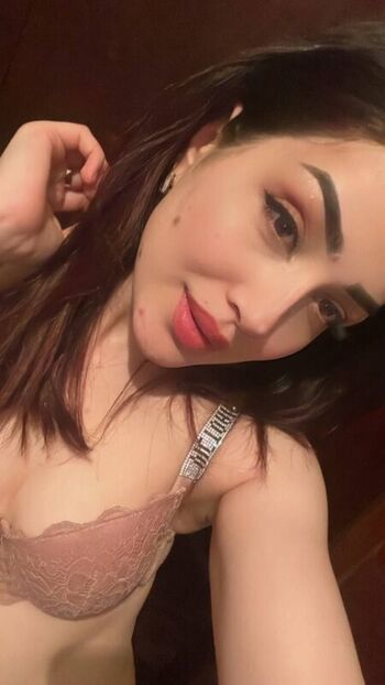 Full leaked Avendaaxs/ private onlyfans photo