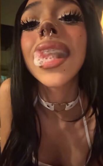 Full leaked Slimsaydeee / private onlyfans photo