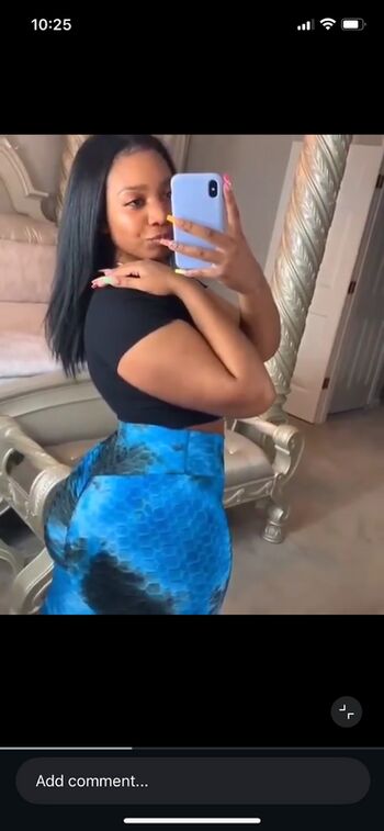 Full leaked Amateur voyeur/ private onlyfans photo