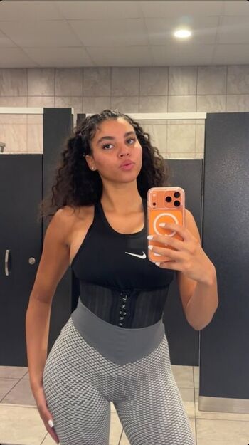 Full leaked Muskankari/ private onlyfans photo