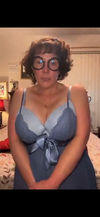 Full leaked Ann kathrin gtze/ private onlyfans photo