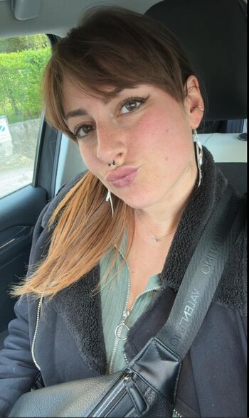Full leaked Seltinofficial/ private onlyfans photo