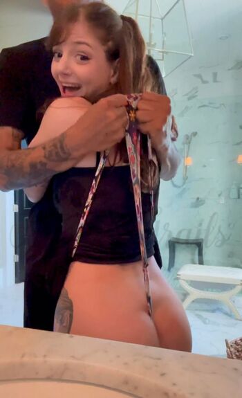 Full leaked Looking for freakychikie/ private onlyfans photo