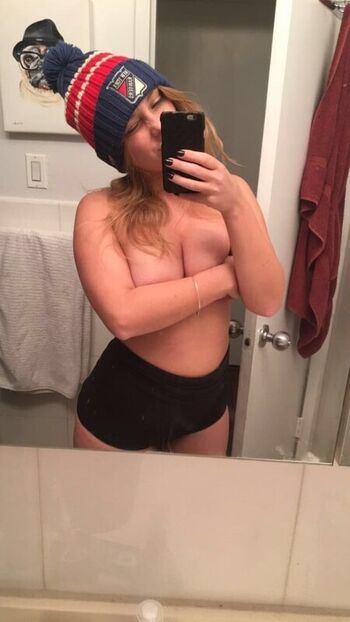 Full leaked Bunnynashi/ private onlyfans photo