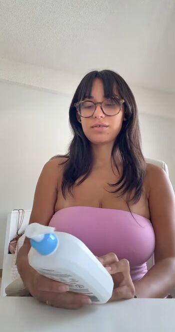 Full leaked Who is this page private onlyfans photo