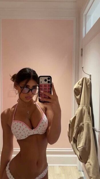 Full leaked Who is this page private onlyfans photo