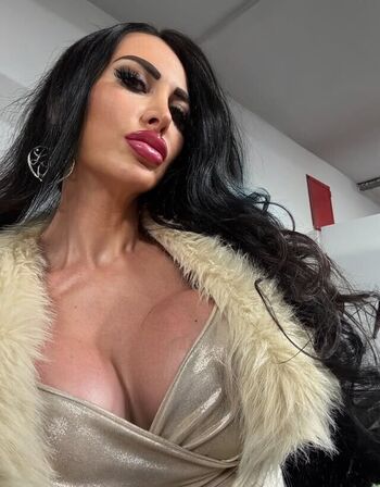 Full leaked Iidaamilda/ private onlyfans photo