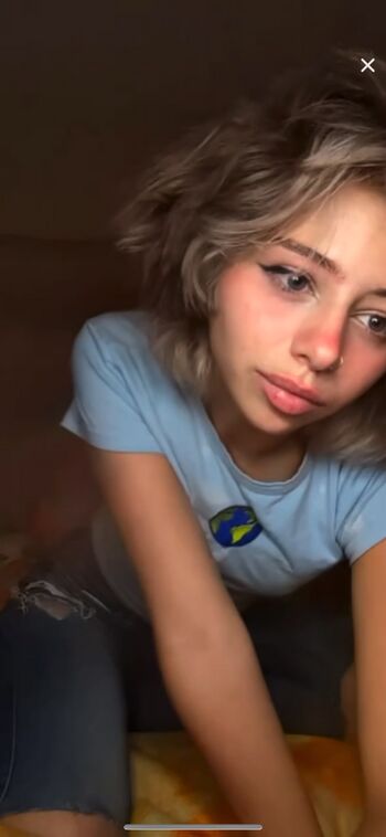 Full leaked Moon less/ private onlyfans photo