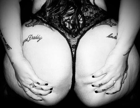 Full leaked Domitilabarrus private onlyfans photo