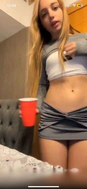 Full leaked Monamity / private onlyfans photo