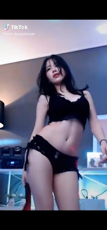 Full leaked Lyubymy/ private onlyfans photo
