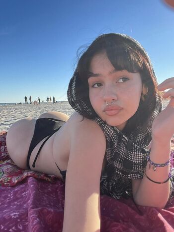 Full leaked Heloise hut / private onlyfans photo