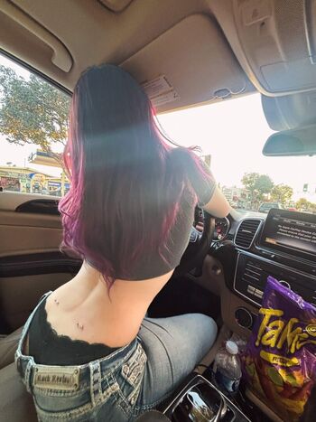 Full leaked Lanaivy x/ private onlyfans photo