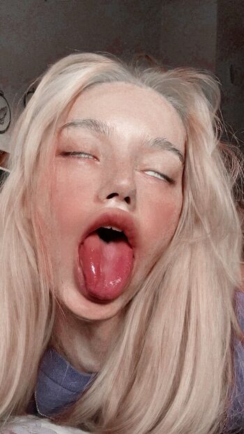 Full leaked Alejastorm/ private onlyfans photo