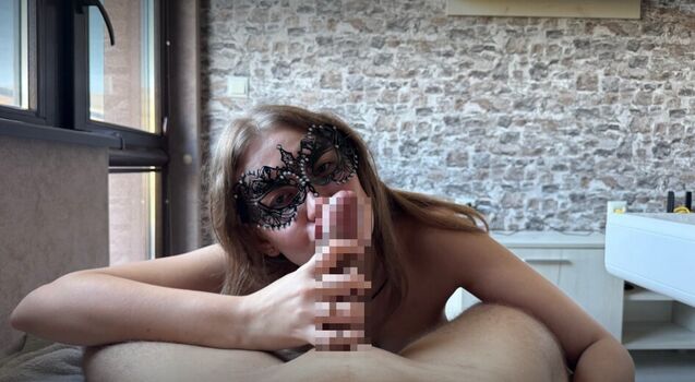 Full leaked Elfyb/ private onlyfans photo