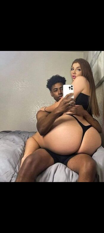 Full leaked Bella campos/ private onlyfans photo