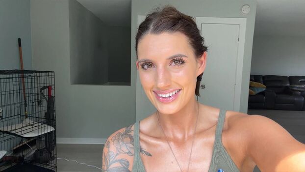 Full leaked Tia maria/ private onlyfans photo