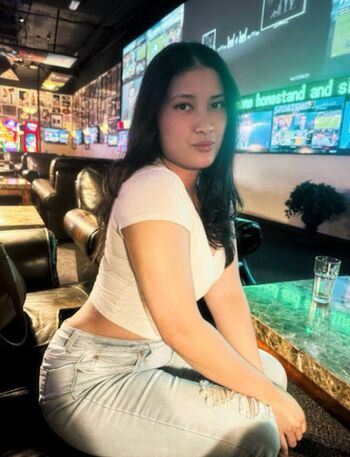 Full leaked Bustycia/ private onlyfans photo