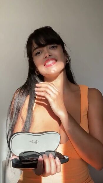 Full leaked Missalice/ private onlyfans photo
