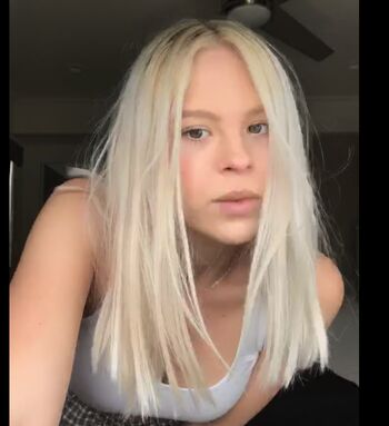Full leaked Miasokinky/ private onlyfans photo