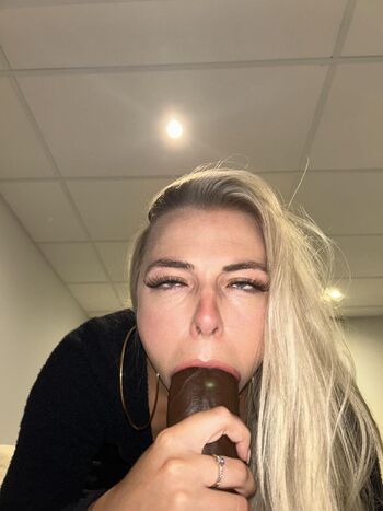 Full leaked Aliya raymundo/ private onlyfans photo