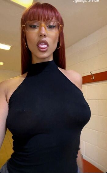 Full leaked Karol bcr private onlyfans photo