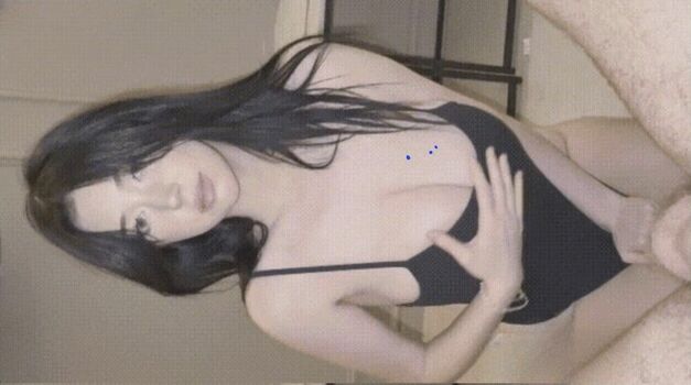 Full leaked Sooflower/ private onlyfans photo