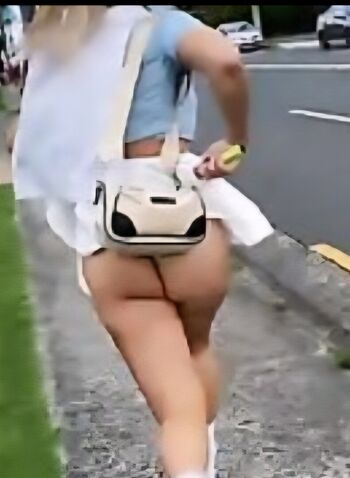 Full leaked Leah gotti/ private onlyfans photo