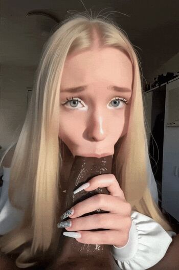 Full leaked Raquel devine/ private onlyfans photo