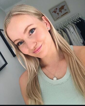 Full leaked Katarna vymyslicka/ private onlyfans photo
