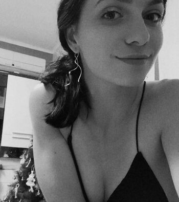 Full leaked Lifeofanscha/ private onlyfans photo