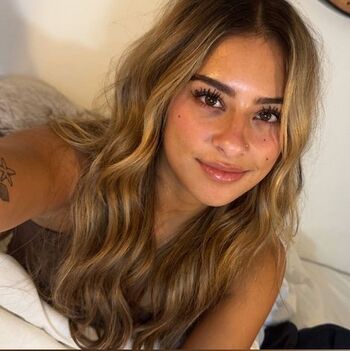Full leaked Axana shyker/ private onlyfans photo