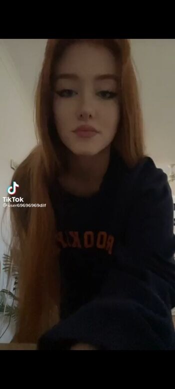 Full leaked Kiki vhyce/ private onlyfans photo