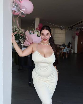 Full leaked Holly wolf  page private onlyfans photo
