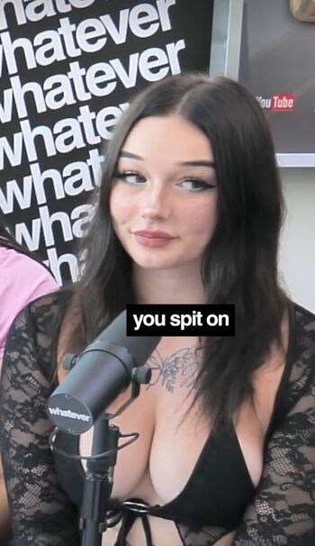 Full leaked Alexa chung/ private onlyfans photo