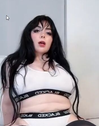 Full leaked Jannine weigel/ private onlyfans photo