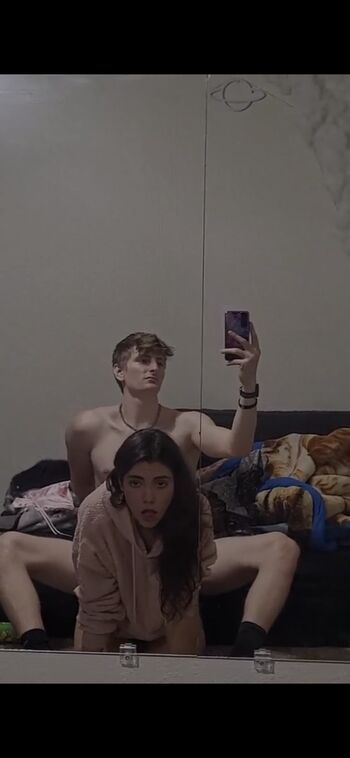 Full leaked Juliacrown/ private onlyfans photo