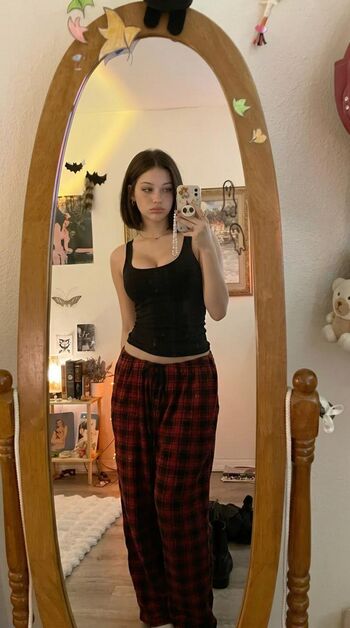 Full leaked Ileuza elias/ private onlyfans photo