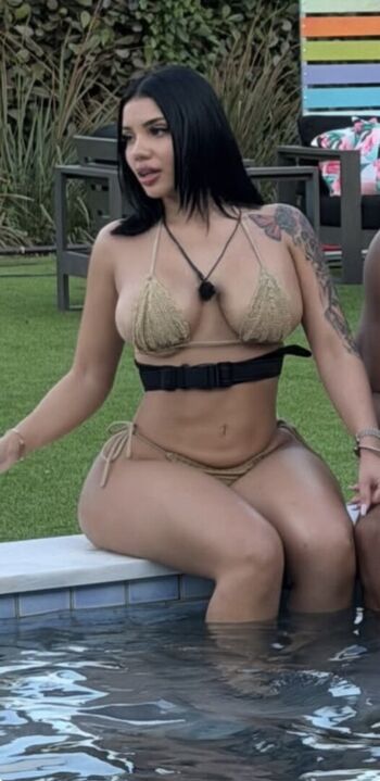 Full leaked Mila vera/ private onlyfans photo