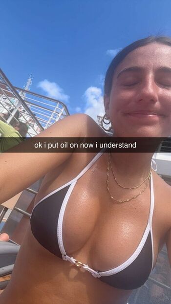 Full leaked Natalie decker/ private onlyfans photo