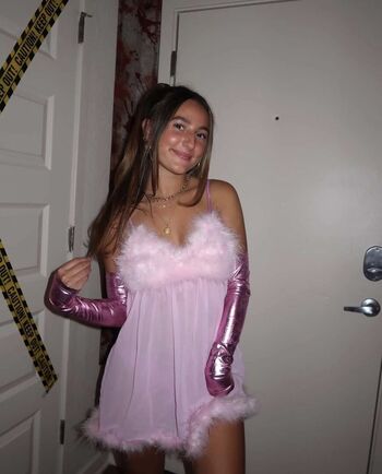 Full leaked Ilona maher/ private onlyfans photo