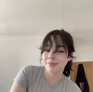Full leaked Nikkieelovee/ private onlyfans photo