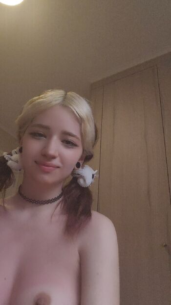 Full leaked Sia/ private onlyfans photo