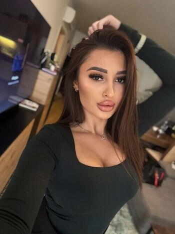 Full leaked Firefly/ private onlyfans photo
