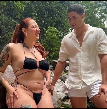 Full leaked Teenmarvel / private onlyfans photo